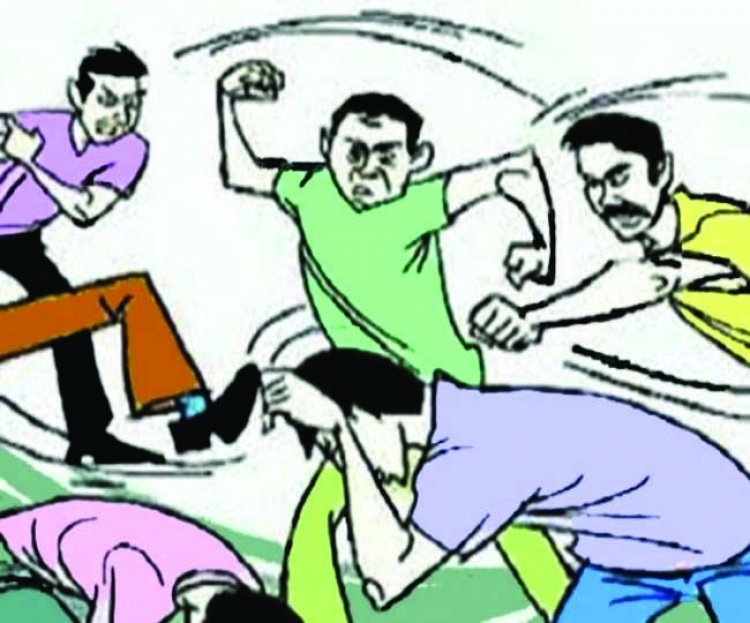 दोस्त को पिटता देख बीच बचाव करने गए छात्र को मारपीट कर किया घायल, चार के खिलाफ अपराध दर्ज