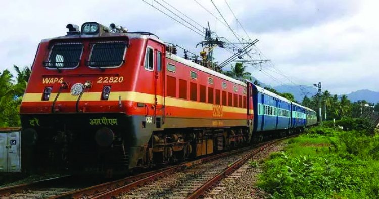 रेलवे का सफर हुआ और महंगा, 130 ट्रेनों को सुपरफास्ट बनाकर बढ़ाया किराया; देखें नई रेट लिस्ट
