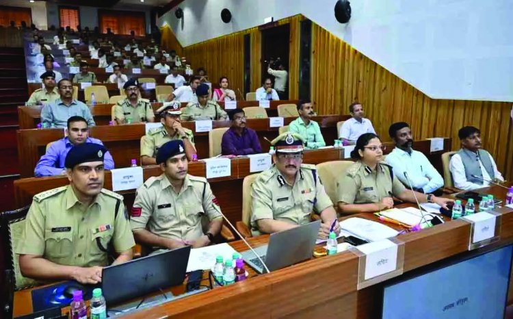 नशीले पदोथों की तस्करी को जड़ से खत्म करें - मुख्यमंत्री भूपेश बघेल