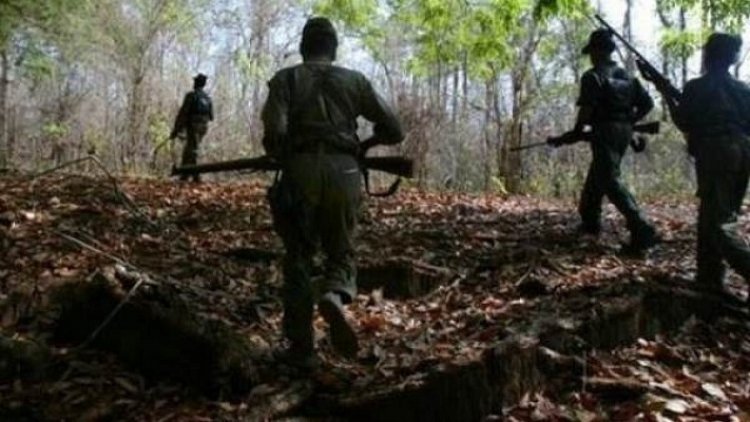 पुलिस और माओवादियों के बीच मुठभेड़, 3-4 नक्सली घायल, सर्चिंग जारी