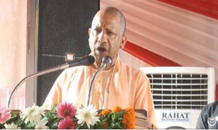 प्रधानमंत्री मोदी को संकटमोचक के रूप में देखती है पूरी दुनिया: योगी