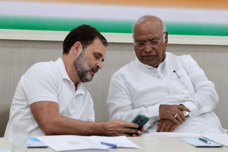 9 अगस्त को राजस्थान में आदिवासियों को संबोधित करेंगे खड़गे और राहुल