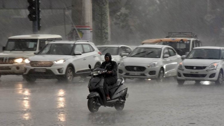 छत्तीसगढ़ में भारी बारिश के साथ गाज गिरने के आसार: मौसम विभाग