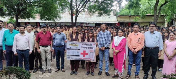 आई फ्लू, आंखों की बीमारी से बचाव के लिए विद्यार्थियों को दी सलाह