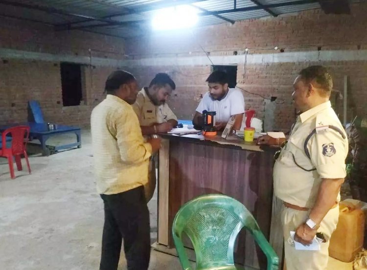 स्वतंत्रता दिवस पर पुलिस बल अलर्ट, ढ़ाबा और लॉज की चेकिंग