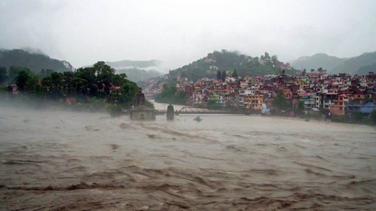 हिमाचल व उत्तराखंड में भारी बारिश का अलर्ट