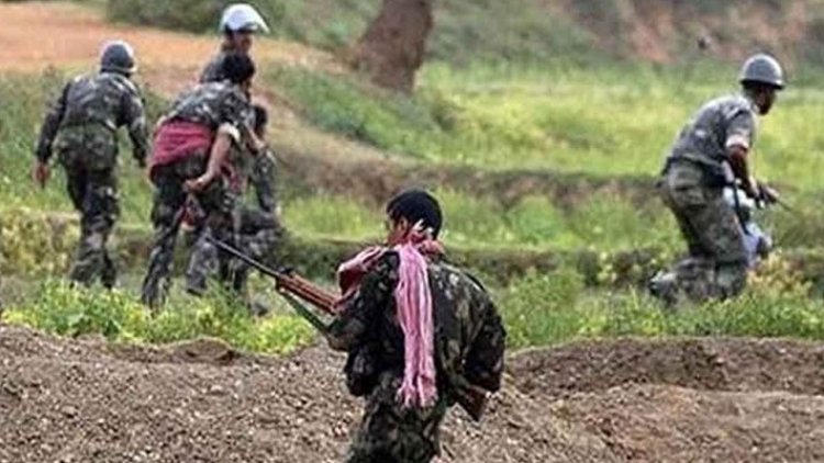 जवानों के साथ मुठभेड़ में दो इनामी नक्‍सली ढेर