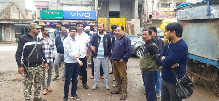 मल्टी लेवल पार्किंग स्थल के निर्माण कार्य को दिसंबर माह तक करें पूर्ण : कलेक्टर