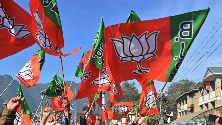 छत्तीसगढ़ में सीएम की रेस में सबसे आगे ये तीन नाम... रमन, रेणुका और अरूण