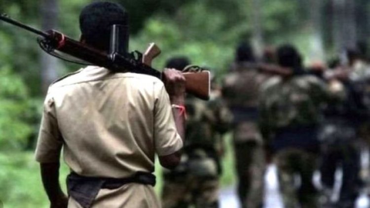 घात लगाए नक्सलियों ने किया हमला, जवान शहीद