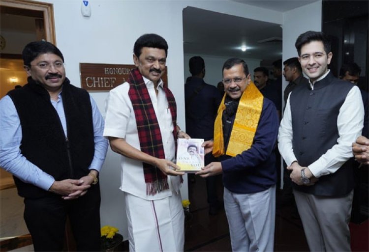 नई दिल्ली में इंडिया ब्लॉक की बैठक से पहले स्टालिन ने केजरीवाल से की मुलाकात