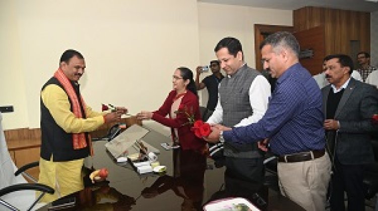 नव वर्ष के पहले दिन स्वास्थ्य एवं परिवार कल्याण मंत्री जायसवाल ने ग्रहण किया कार्यभार