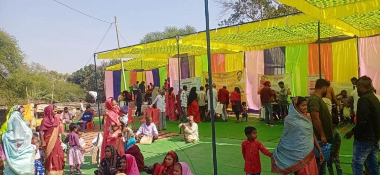 विकसित भारत संकल्प यात्रा में योजनाओं से लाभान्वित हो रहे ग्रामीण