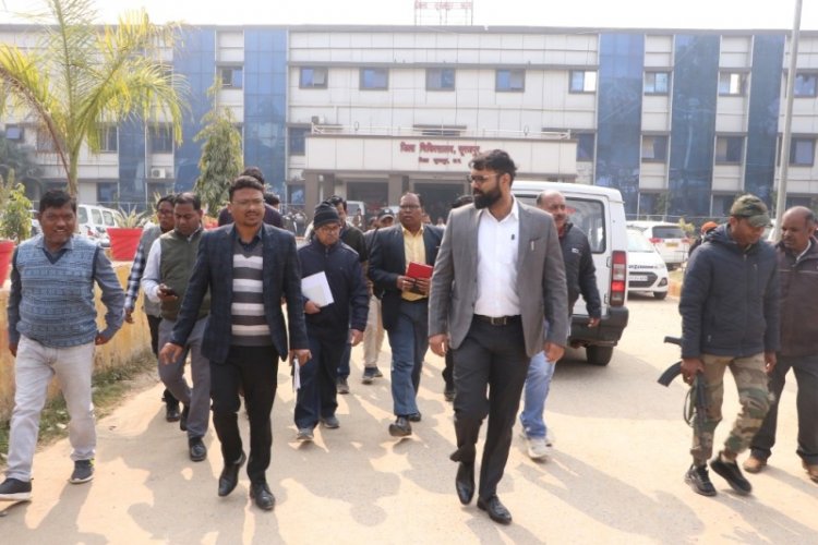 जिला अस्पताल का होगा कायाकल्प, कलेक्टर ने किया निरीक्षण