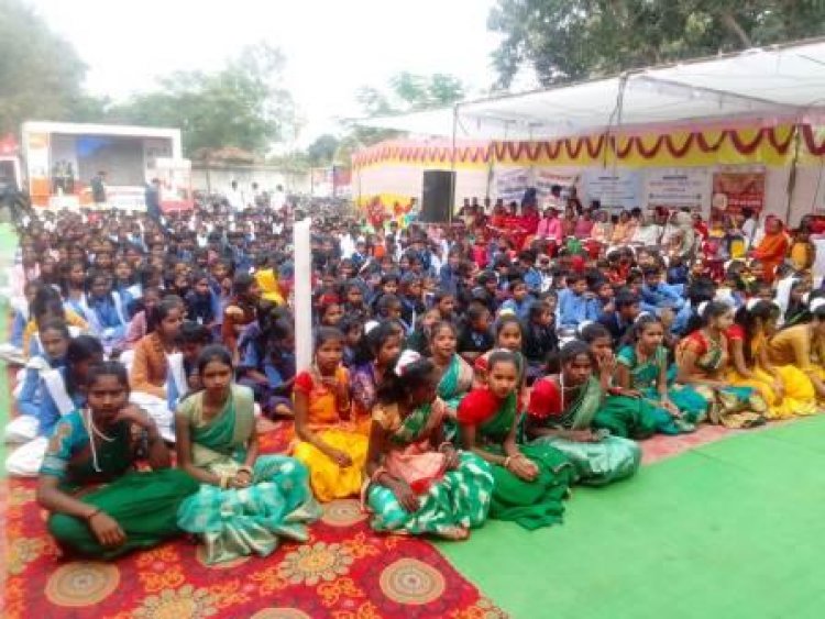 विकसित भारत संकल्प यात्रा से जमीनी स्तर तक पहुंच रही जनकल्याणकारी योजनाओं की जानकारी