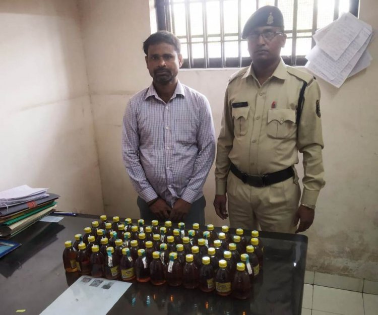 60 पौवा देशी शराब के साथ दिनेश गिरफ्तार