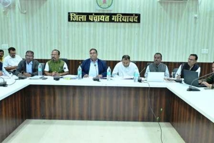 बोर्ड परीक्षा में बेहतर परिणाम के लिए करें बेहतर कार्य : कलेक्टर