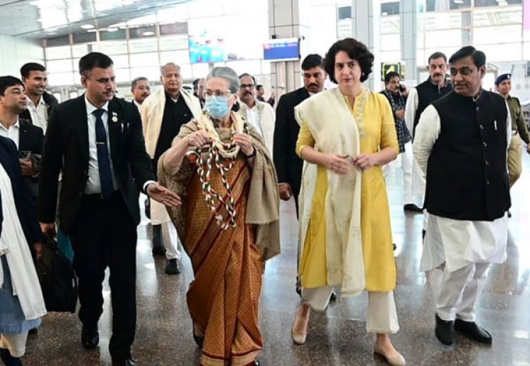 सोनिया गांधी राज्यसभा चुनाव के लिए नामांकन दाखिल करने के लिए राजस्थान विधानसभा पहुंची