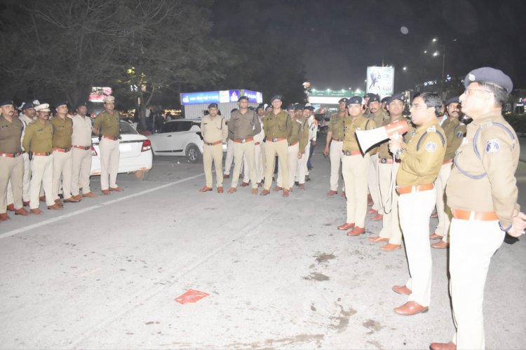एसपी के निर्देश पर पुलिस अधिकारियों ने होटल-ढाबों में दी दबिश...
