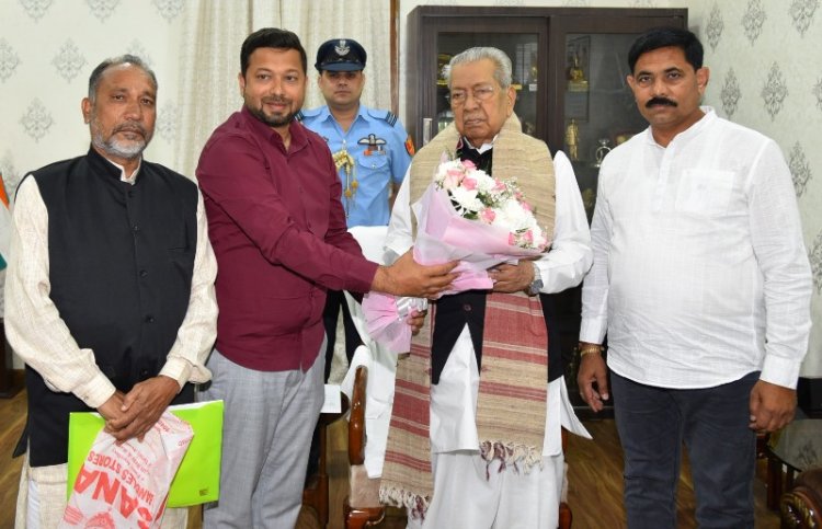 राज्यपाल हरिचंदन से पटनायक फाउंडेशन के सचिव ने भेंट की
