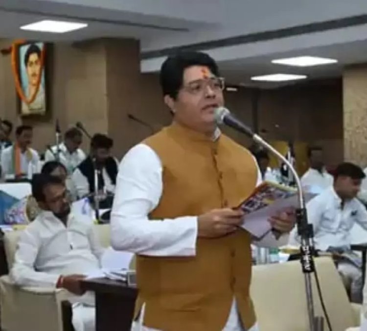 महापौर ने पेश किया 1901 करोड़ का बजट, मेट्रो-मिनी स्टेडियम सहित कई योजनाएं हैं शामिल...