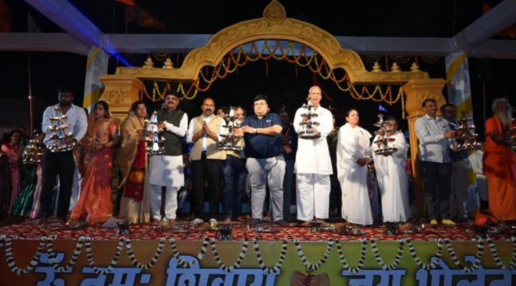 राजिम कुंभ कल्प 2024 में प्रतिदिन हो रही महानदी आरती