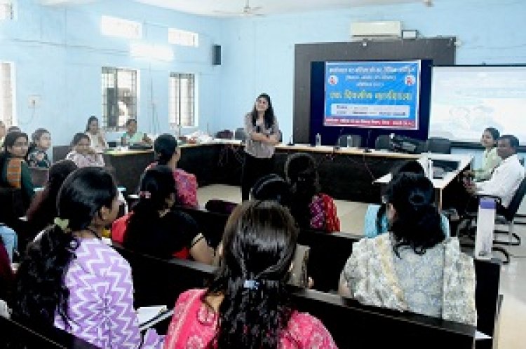 कार्यस्थल पर महिलाओं के साथ यौन उत्पीडऩ के संबंध में कार्यशाला संपन्न