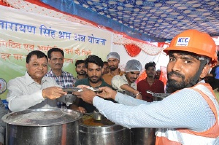 श्रमिकों के लिए शुरू हुई 5 रूपए में भरपेट भोजन की व्यवस्था