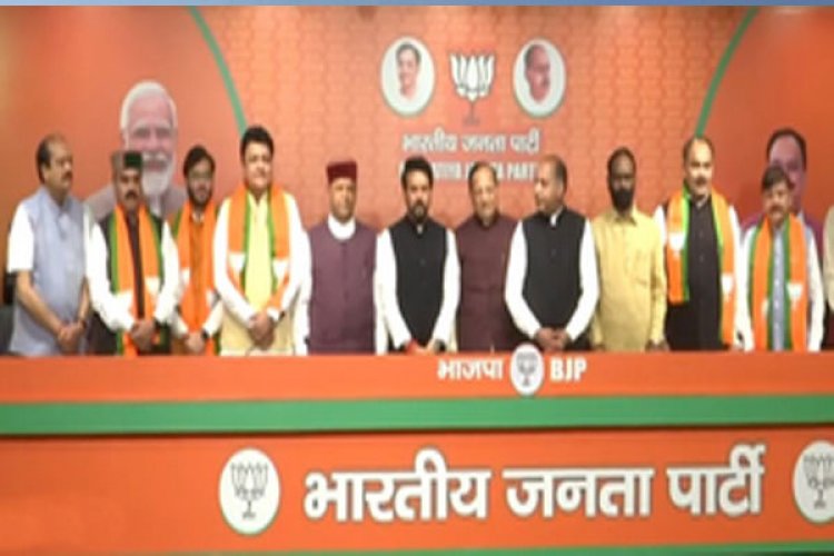 भाजपा में शामिल हुए हिमाचल प्रदेश के 6 बागी कांग्रेस विधायक