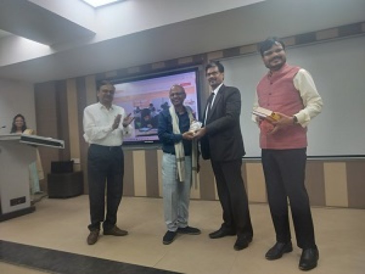छात्र-छात्राओं के जीवन में उनका अध्ययन काल सर्वाधिक महत्वपूर्ण होता है: डॉ लक्ष्मीकांत बेहरा