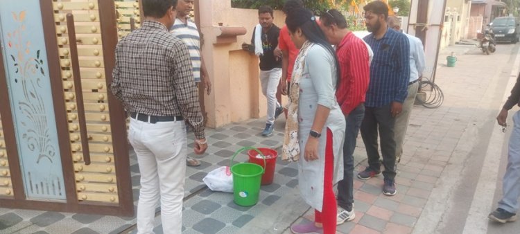 मिक्स कचरा देख आयुक्त ने दिखाए तेवर, कहा गीला सूखा अलग अलग होने पर ही कलेक्शन