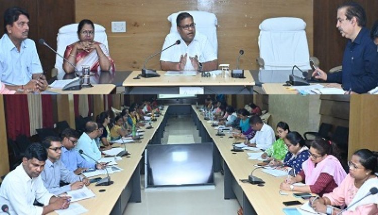 कलेक्टर ने महिला एवं बाल विकास विभाग की ली समीक्षा बैठक