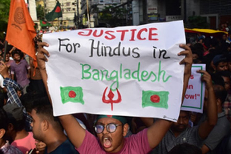 बांग्लादेश में हिंदुओं ने निकाली विशाल विरोध रैली