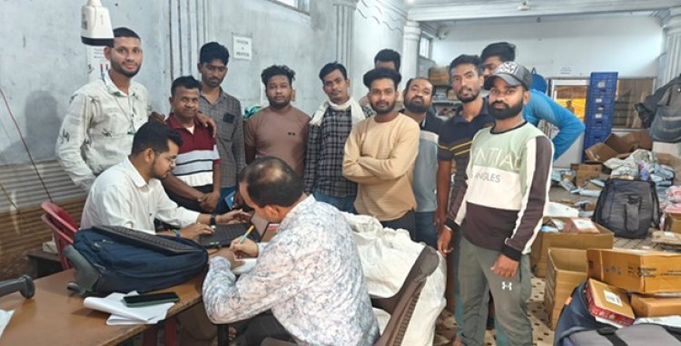 सुशासन तिहार के तहत संबलपुर, सोरिद वार्ड, जोधापुर वार्ड और कलेक्टोरेट में लगे समाधान शिविरों का किया निरीक्षण