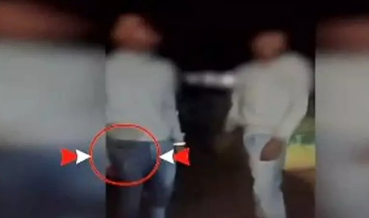 युवक ने वीडियो में चाकू से दी धमकी