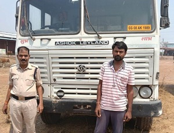 खनिजों के अवैध परिवहन पर की गई कार्रवाई