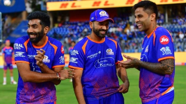 मुंबई इंडियंस : जीत से शुरूआत, रिकार्ड्स की बौछार