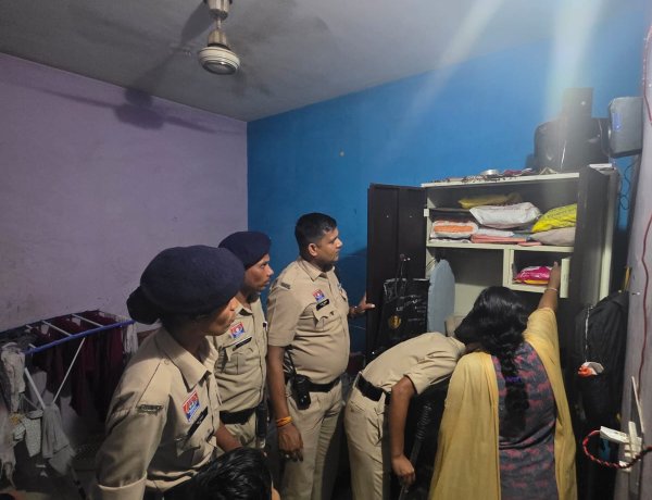 सुरक्षा व्यवस्था मजबूत करने रायपुर पुलिस का अभियान, 200 से अधिक मकानों का हुआ सत्यापन