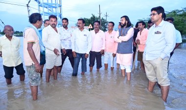 बाढ़ प्रभावितों के बीच पहुंचे मंत्री गुरु खुशवंत साहेब, कागदेही में लिया हालात का जायजा