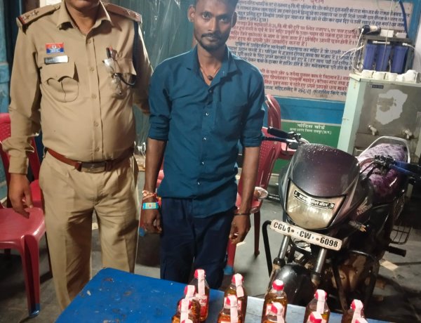 शुष्क दिवस पर दोगुने दाम में शराब बेचने की तैयारी, आरंग पुलिस ने 5 कोचियों को दबोचा