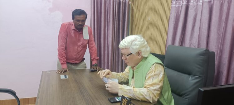 आरंग नगर पालिका अध्यक्ष ने 'गोठ बात' में सुनीं जन-समस्याएं-पाइपलाइन विस्तार के दिए निर्देश, शहीद वीर नारायण सिंह की प्रतिमा स्थापना हेतु मिला ज्ञापन